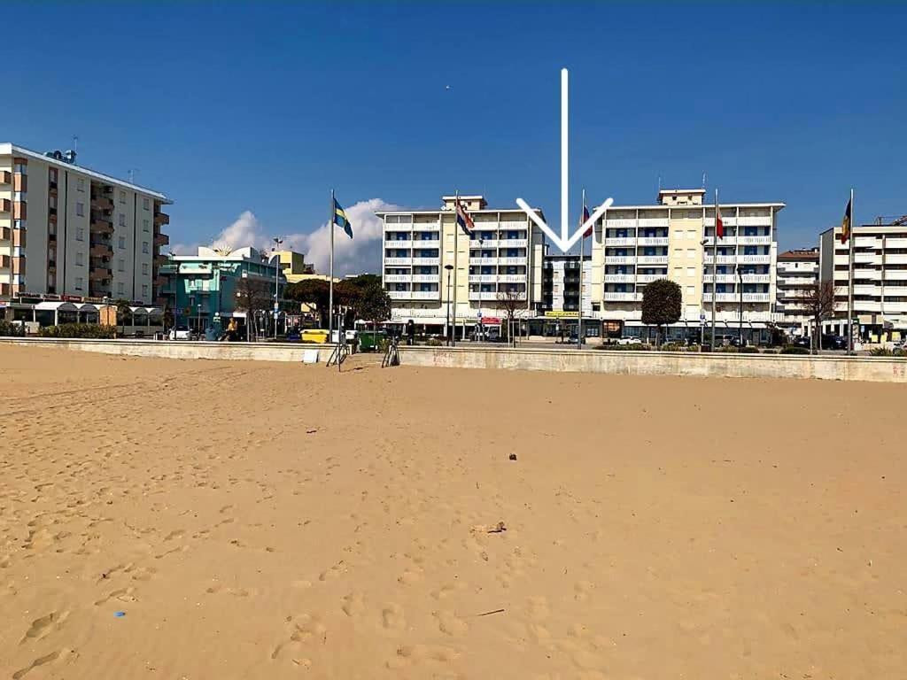 Malibu Apartments Бибионе Екстериор снимка