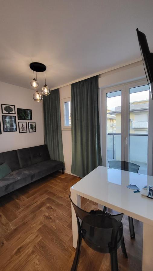 Malibu Apartments Бибионе Екстериор снимка